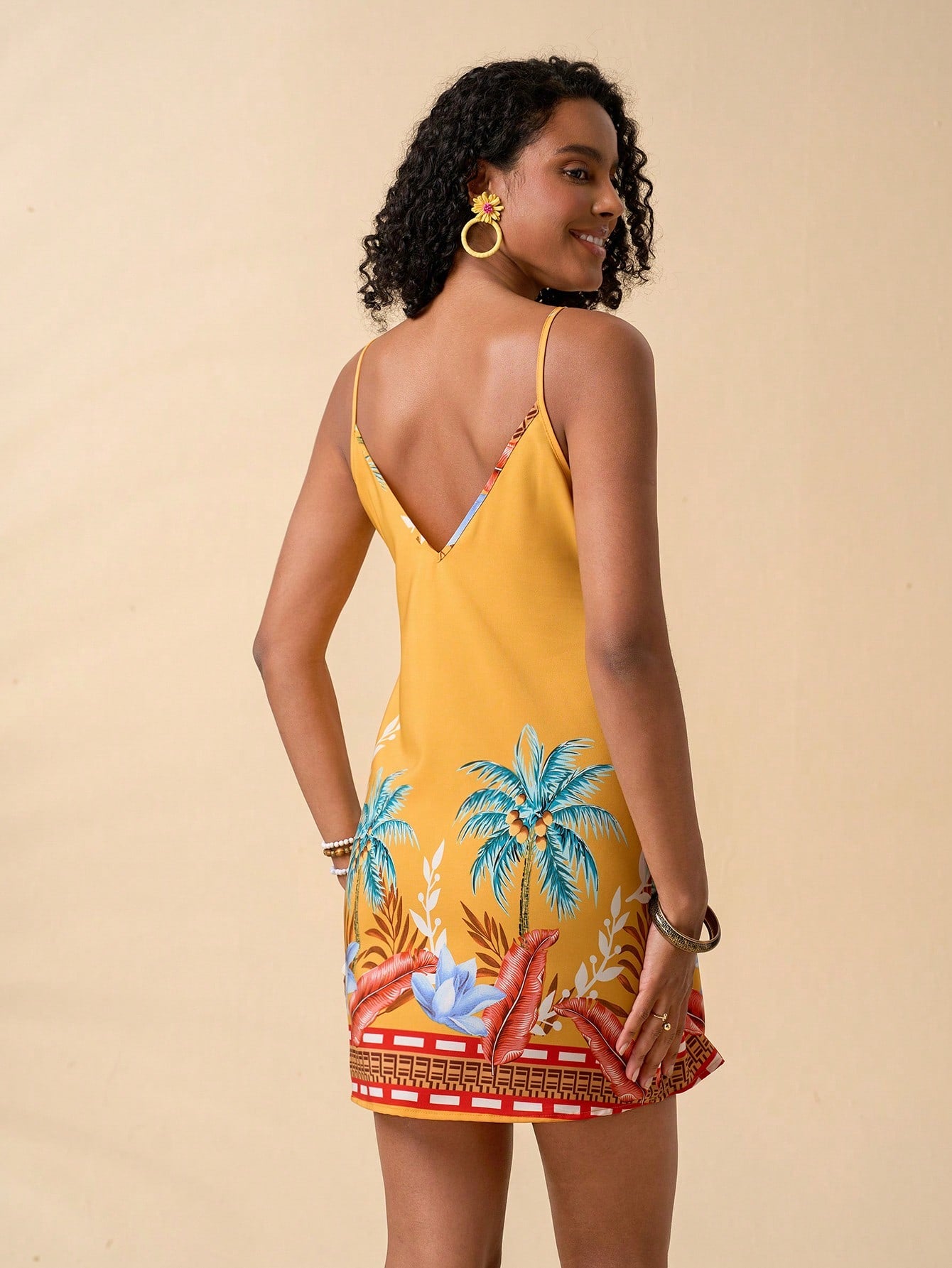 Travachic Summer Beach Woman Position Tropical Print Cami Dress