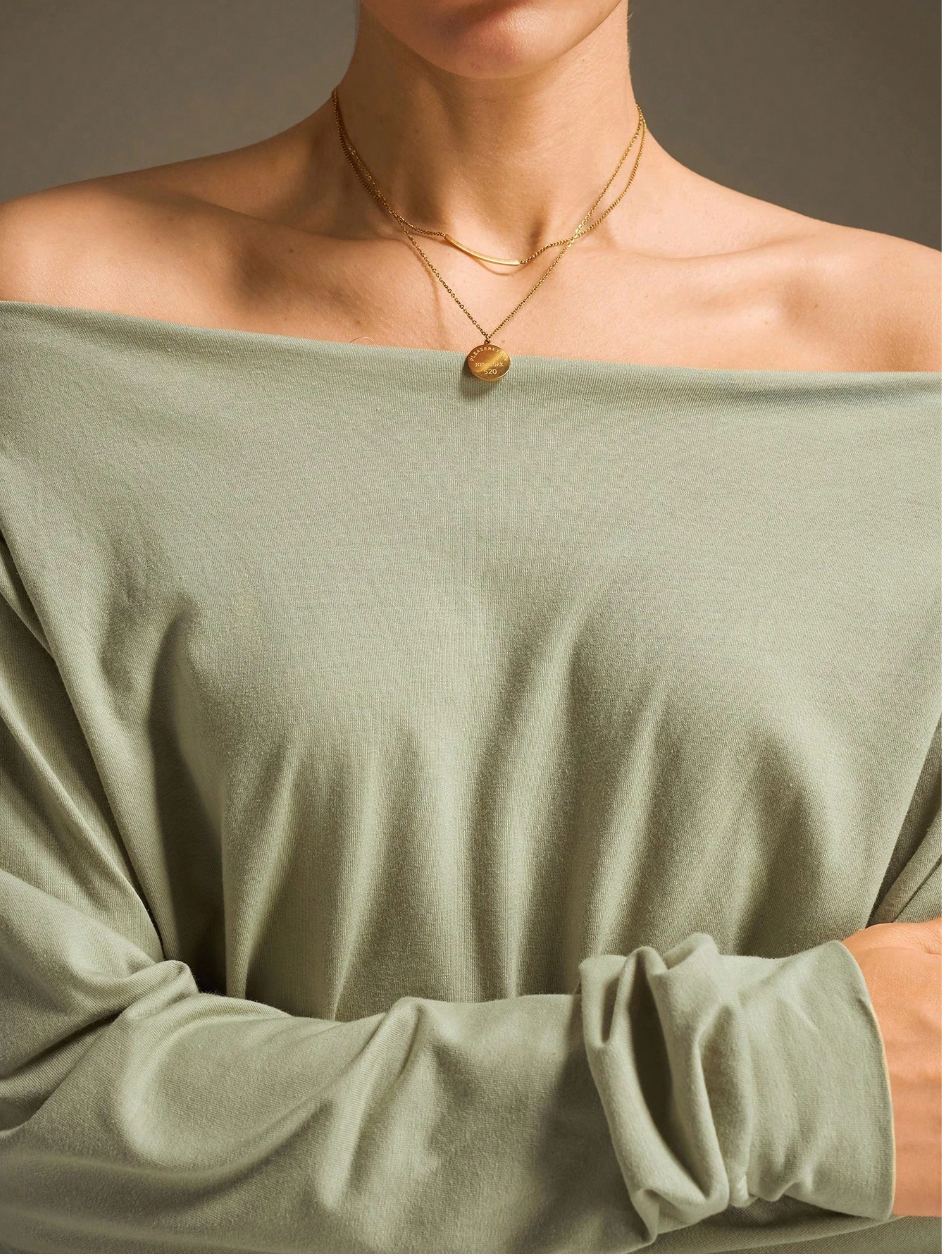2025 New Arrival Women’s Loose Fit Green Knit Batwing Sleeve Blouse – Modern Urban Style for Business Casual, Commuting & Daily Wear