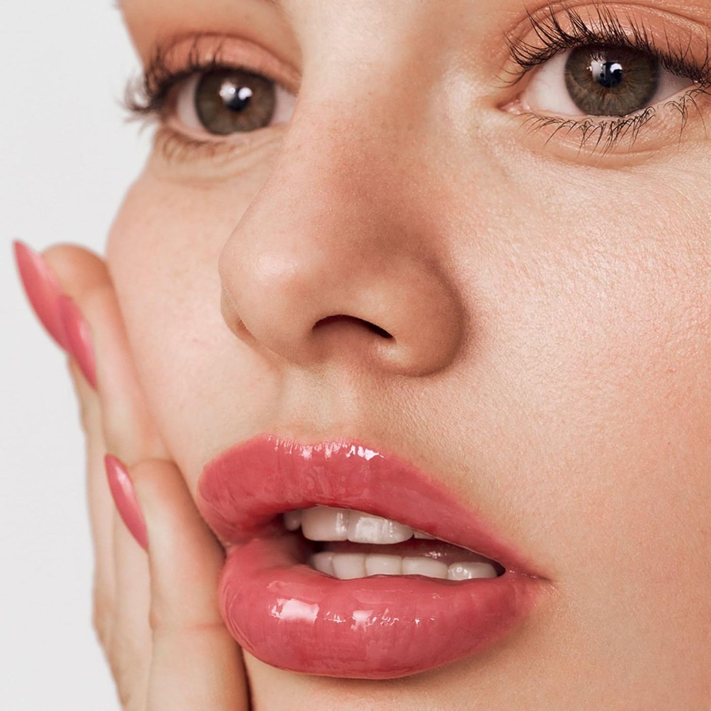 Summer Fridays Tinted Lip Butter Balm – Hydrating Glossy Lip Balm with Sheer Pink Finish
