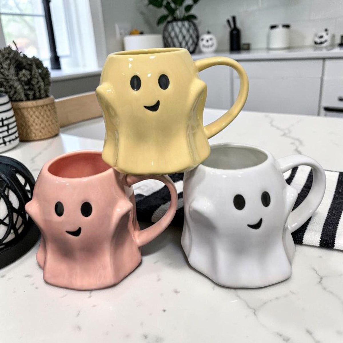 Cute Ghost Coffee Mug, 14.8 oz. Halloween Ceramic Mug