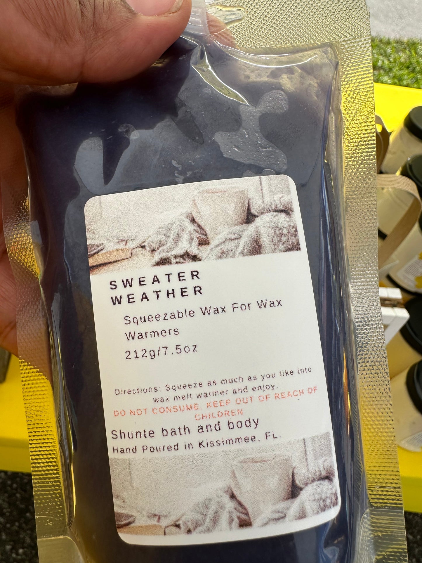 Highly Fragrant Squeezable Coconut Wax Melts, 7 oz Pouch