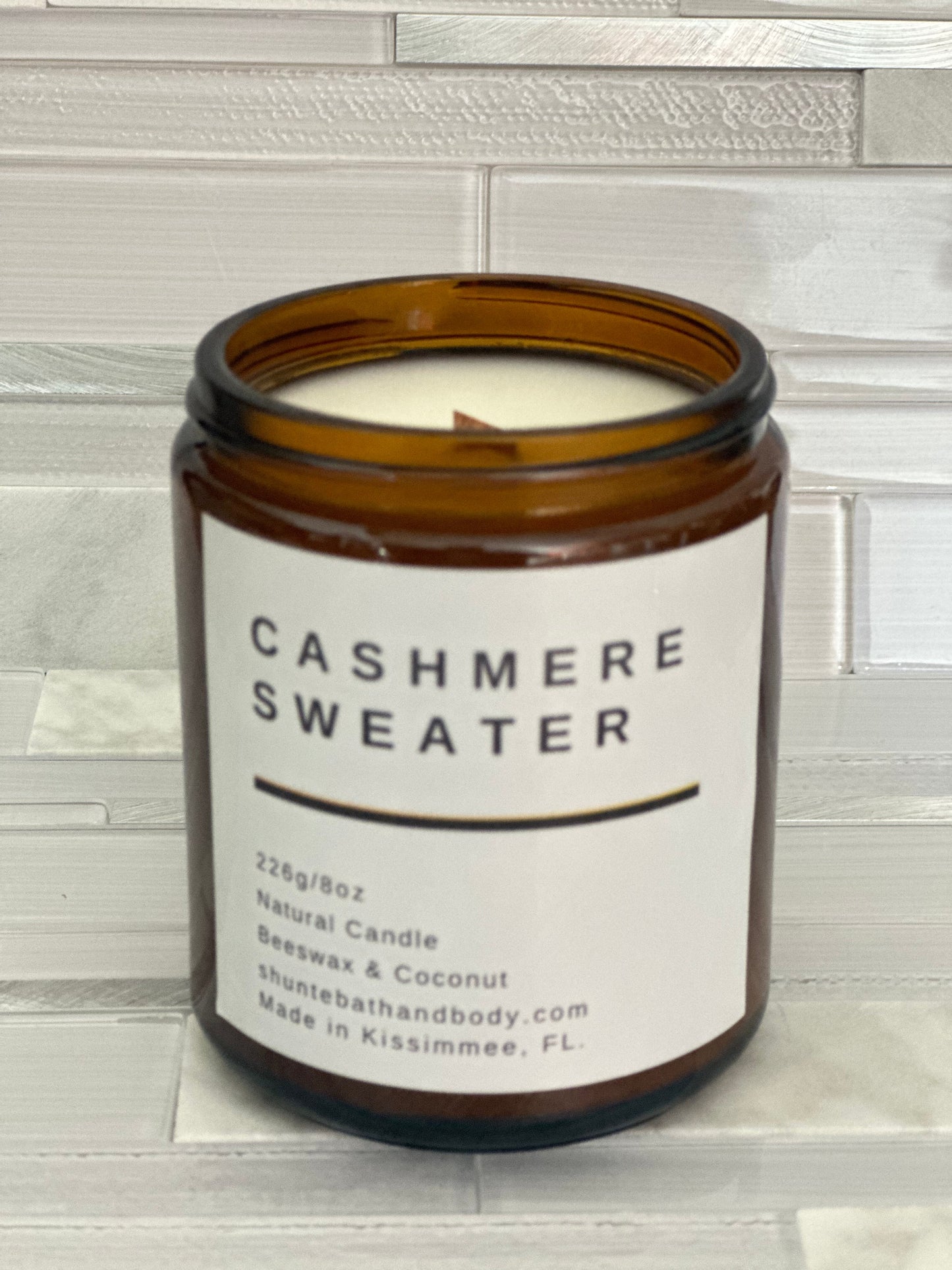 Affinity Beeswax and Coconut Wax Candle, 8 oz Amber Jar