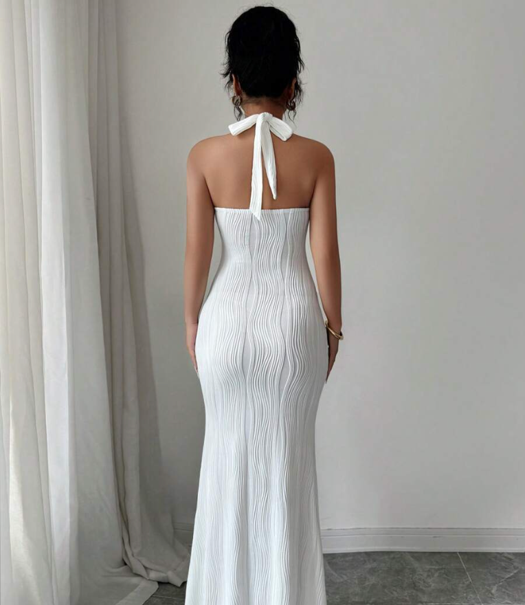 Elegant Wavy Texture Halter Bodycon Dress with Fishtail Hem & Metallic Detail
